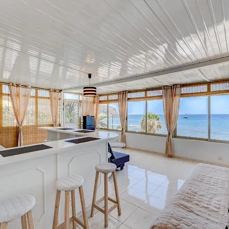 Front Ocean Aircon Cristianos Unique Appartamento
